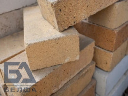 Кирпич огнеупорный 200х150х100х98 мм ШУС-3